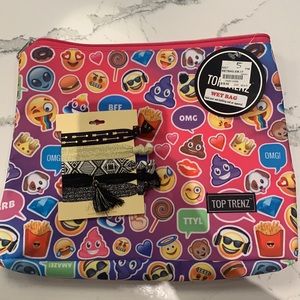 Cute hairstyles and wet bag by TOP TRENZ